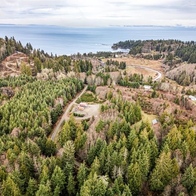 853 Crescent Bay Ln, Port Angeles, WA 98363