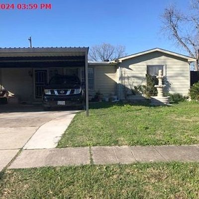 908 W Hart Ave, Pasadena, TX 77506