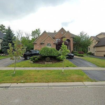 7337 Carlyle Xing, West Bloomfield, MI 48322