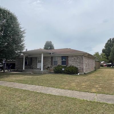 100 Anderson Ct, Radcliff, KY 40160