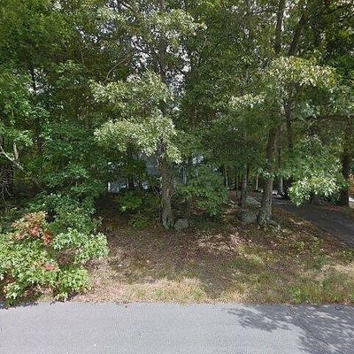 116 Oak Hill Dr, Sharon, MA 02067