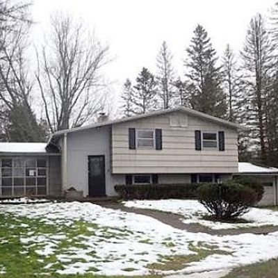 10874 Ryan Rd, Medina, NY 14103