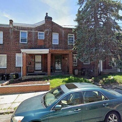 150 Fern St, Philadelphia, PA 19120