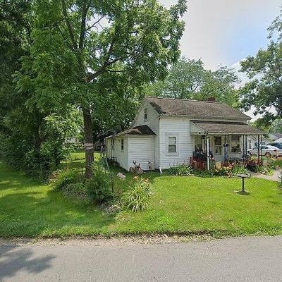 153 W Pearl St, West Jefferson, OH 43162