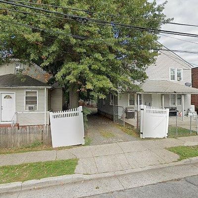 203 Harvard St, Hempstead, NY 11550