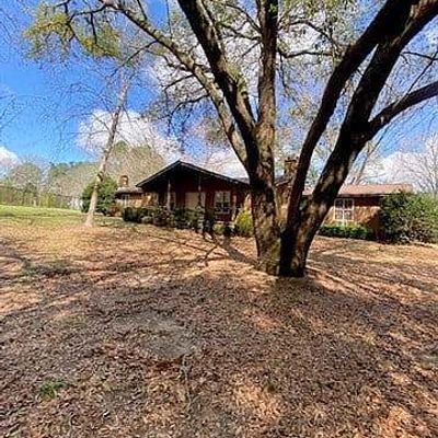 17 Billy Craft Rd, Laurel, MS 39443