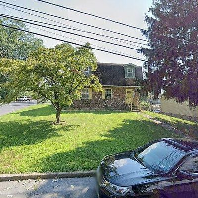 2548 2552 28 Th St Sw, Allentown, PA 18103