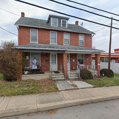 33 E Canal St, Dover, PA 17315