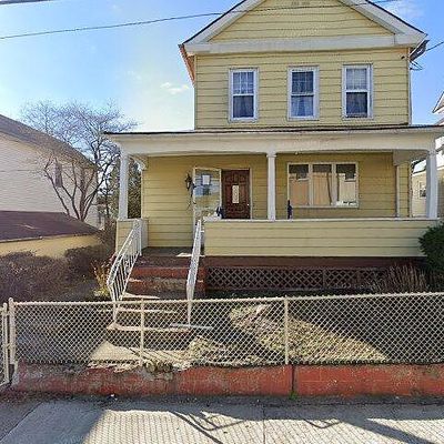 29 Franklin St, Plymouth, PA 18651