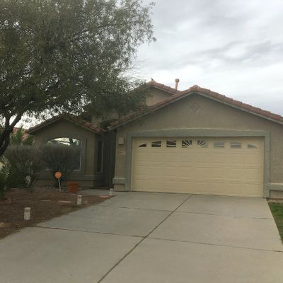 6027 N Panorama View Dr, Tucson, AZ 85704