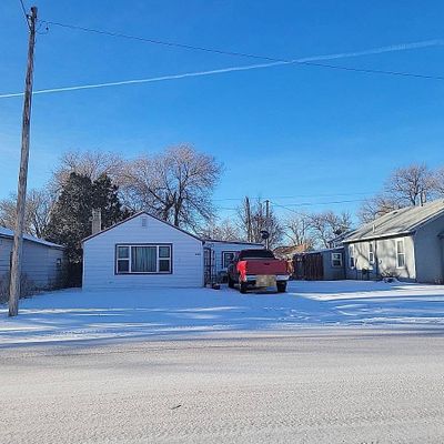 809 Pine St, Upton, WY 82730