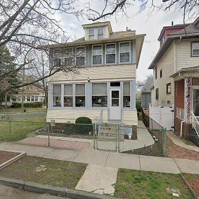 921 Bergen St, Gloucester City, NJ 08030