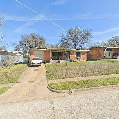 1129 Neptune Rd, Dallas, TX 75216