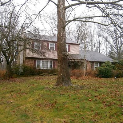 1130 University Dr, Yardley, PA 19067