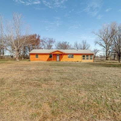 1135 Yowell Rd, Whitesboro, TX 76273