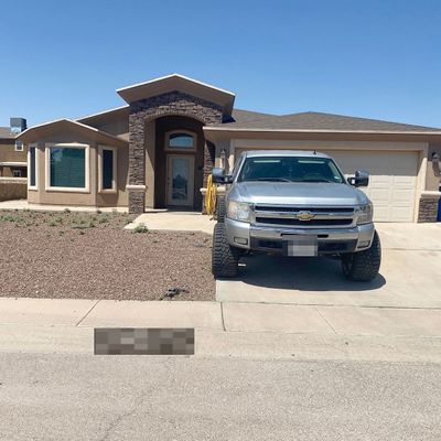 11460 Flor Gentiana Dr, Socorro, TX 79927