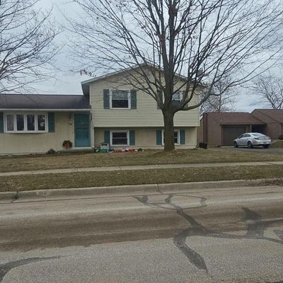 115 Darley Ave, Auburn, MI 48611