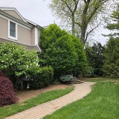 12 4 Th Ave, Westwood, NJ 07675