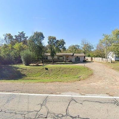 1209 N 3 Rd St, Ozark, AR 72949