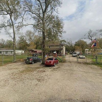 108 County Road 4012 107 Meadow Ln, Dayton, TX 77535