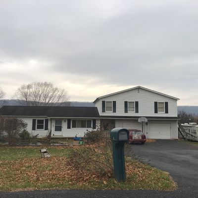 1093 Powells Valley Rd, Halifax, PA 17032