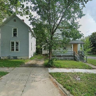 1097 W Green St, Decatur, IL 62522