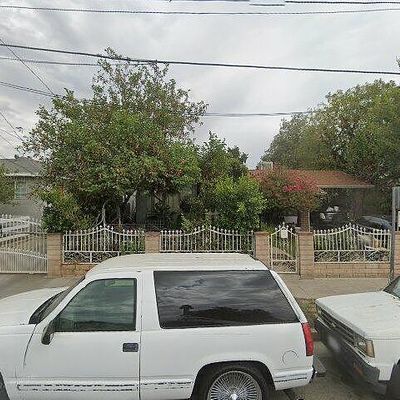 1125 Kewen St, San Fernando, CA 91340