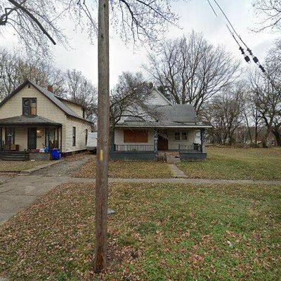 1336 N College St, Decatur, IL 62526