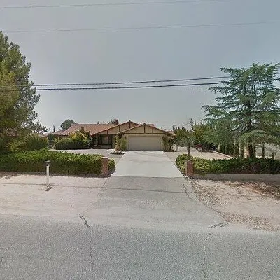 17645 Yucca St, Hesperia, CA 92345