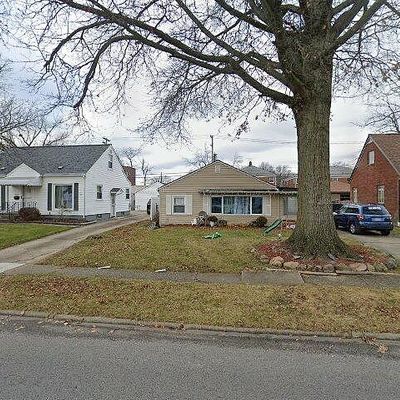 2318 21 St St, Cuyahoga Falls, OH 44223