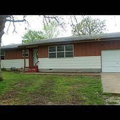 236 Leisure Ln, Carl Junction, MO 64834