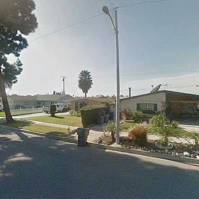 20203 Jersey Ave, Lakewood, CA 90715