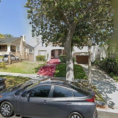 2044 N New Hampshire Ave, Los Angeles, CA 90027