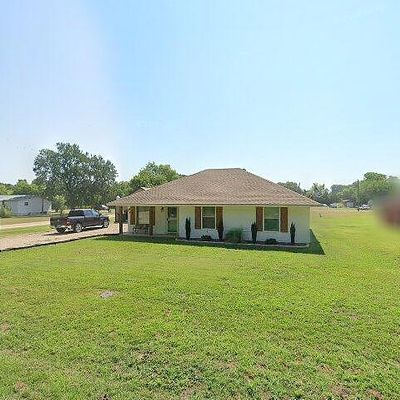 210 Hackleman St, Roxton, TX 75477