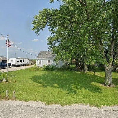 211 N Billman Rd, Genoa, OH 43430