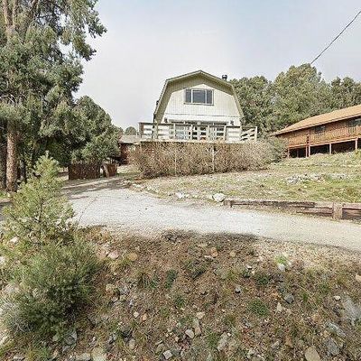 2809 Artic Dr, Pine Mountain Club, CA 93222