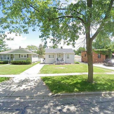 29 N Wisconsin Ave, Villa Park, IL 60181