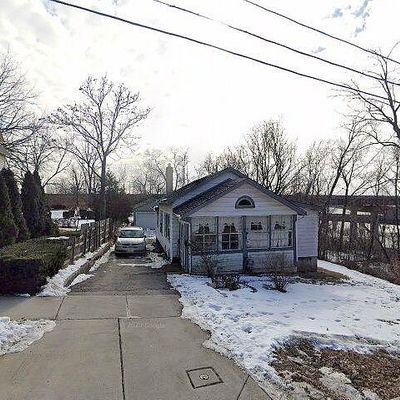 303 Dwight St, Elgin, IL 60120