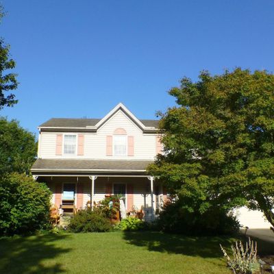 305 Penns Ln, Douglassville, PA 19518