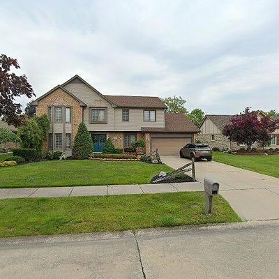 34650 Fairfax Dr, Livonia, MI 48152