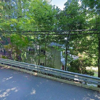 38 Glen Rd, Woodcliff Lake, NJ 07677