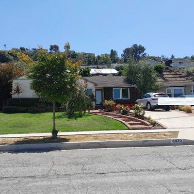 4420 Newton St, Torrance, CA 90505