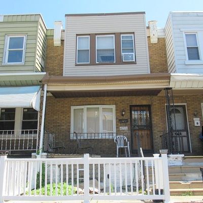 4731 Meridian St, Philadelphia, PA 19136