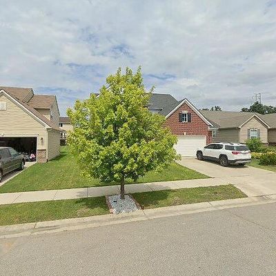 4149 Pepper Tree Ln, Howell, MI 48843