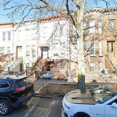 595 Bainbridge St, Brooklyn, NY 11233