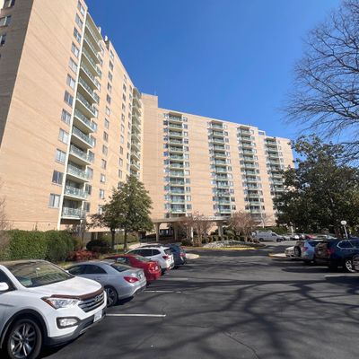 501 Slaters Ln #1102, Alexandria, VA 22314