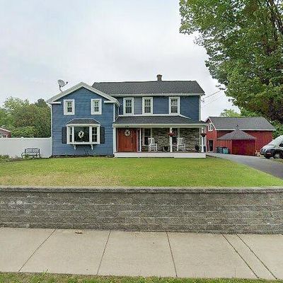 608 S Lincoln Rd, East Rochester, NY 14445