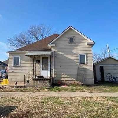 6112 Carnegie St, Saint Joseph, MO 64504