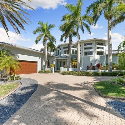 831 Caxambas Dr, Marco Island, FL 34145