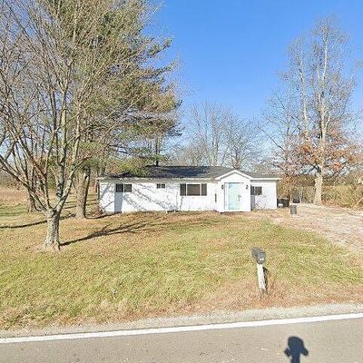 938 Woodville Rd, Blanchester, OH 45107